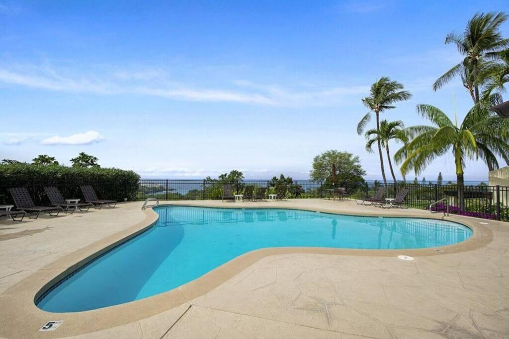 Beautiful 2/2 Condo In Kailua Kona. Ocean View! Extérieur photo