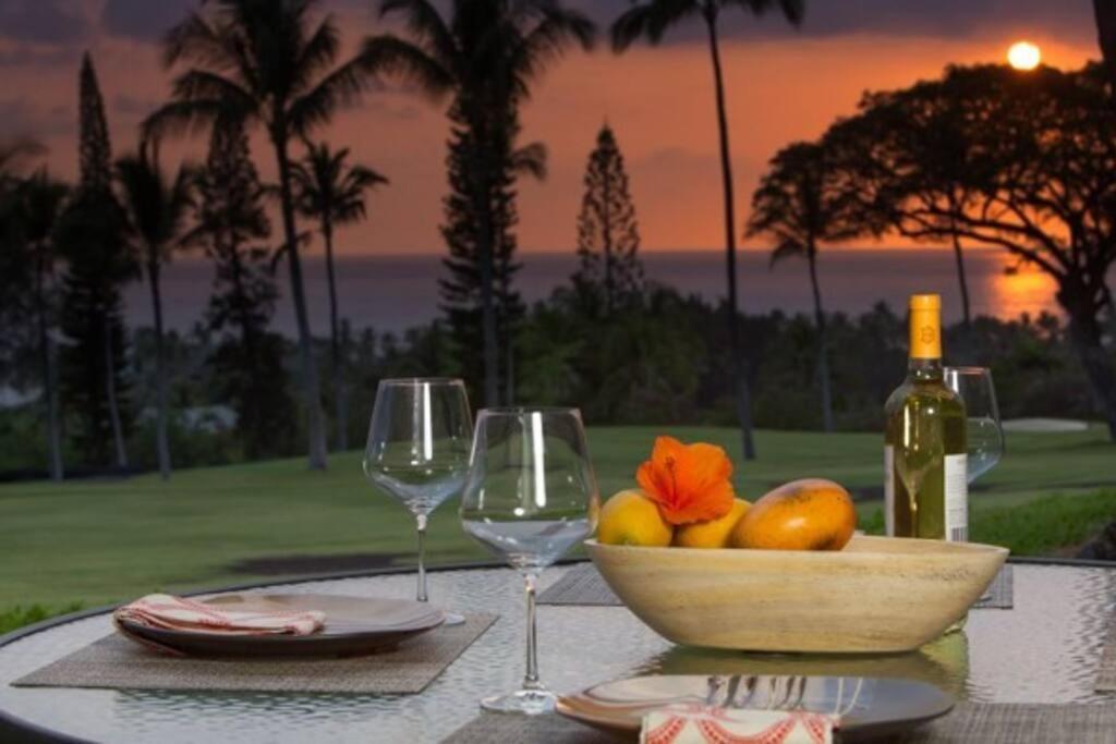 Beautiful 2/2 Condo In Kailua Kona. Ocean View! Extérieur photo